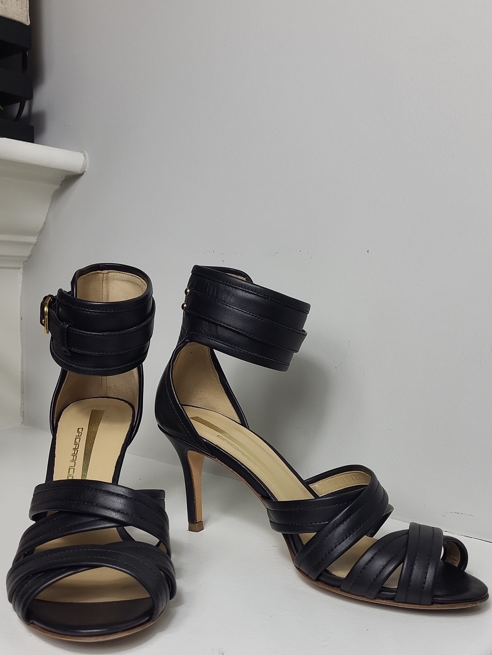 Grigiaancio Black Strappy Leather Ankle-Heel Sandals. Size 39 = US 8